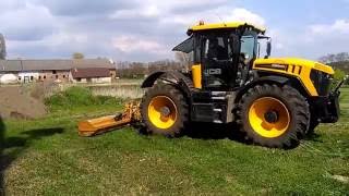 Traktor JCB FT 4000 a mulčovač BERTI TA 220