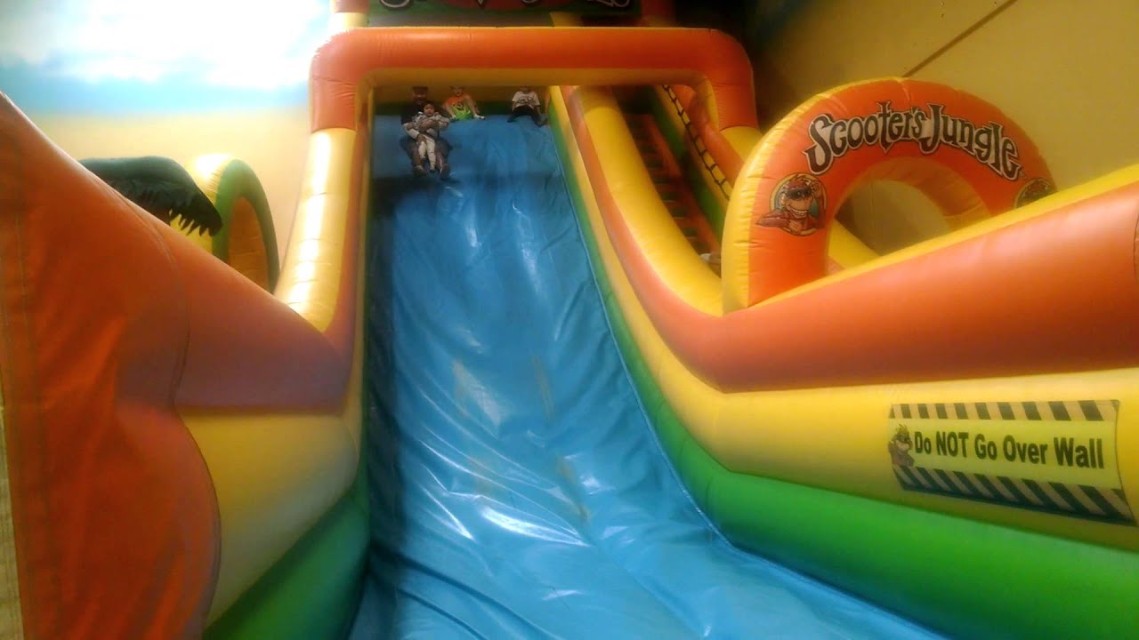 Dora And Daddy Going Down Giant Bounce Slide 12/14/2014 Scooter's