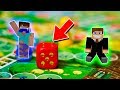 КАК ИГРАТЬ В КРУТУЮ НАСТОЛЬНУЮ ИГРУ ВНУТРИ MINECRAFT?! КТО ИЗ МАЙНКРАФТЕРОВ ПОБЕДИТ?!