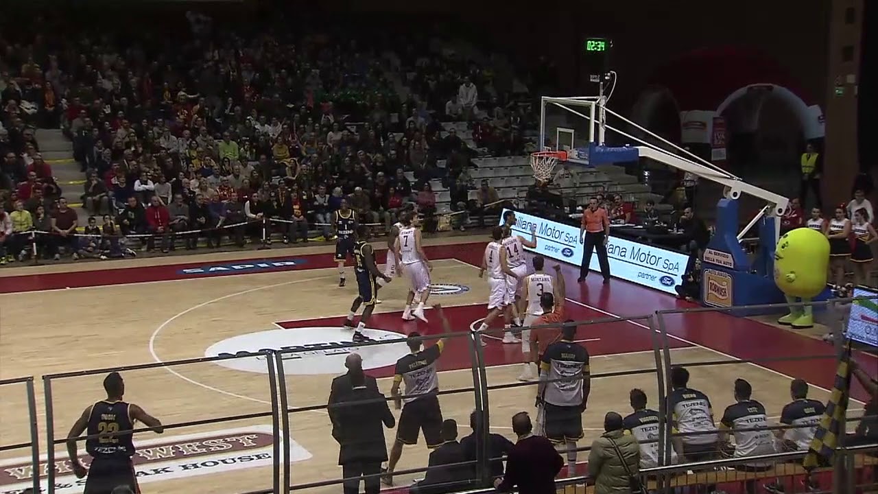 Stoppata & tap-in, Jamal Jones incontenibile! 