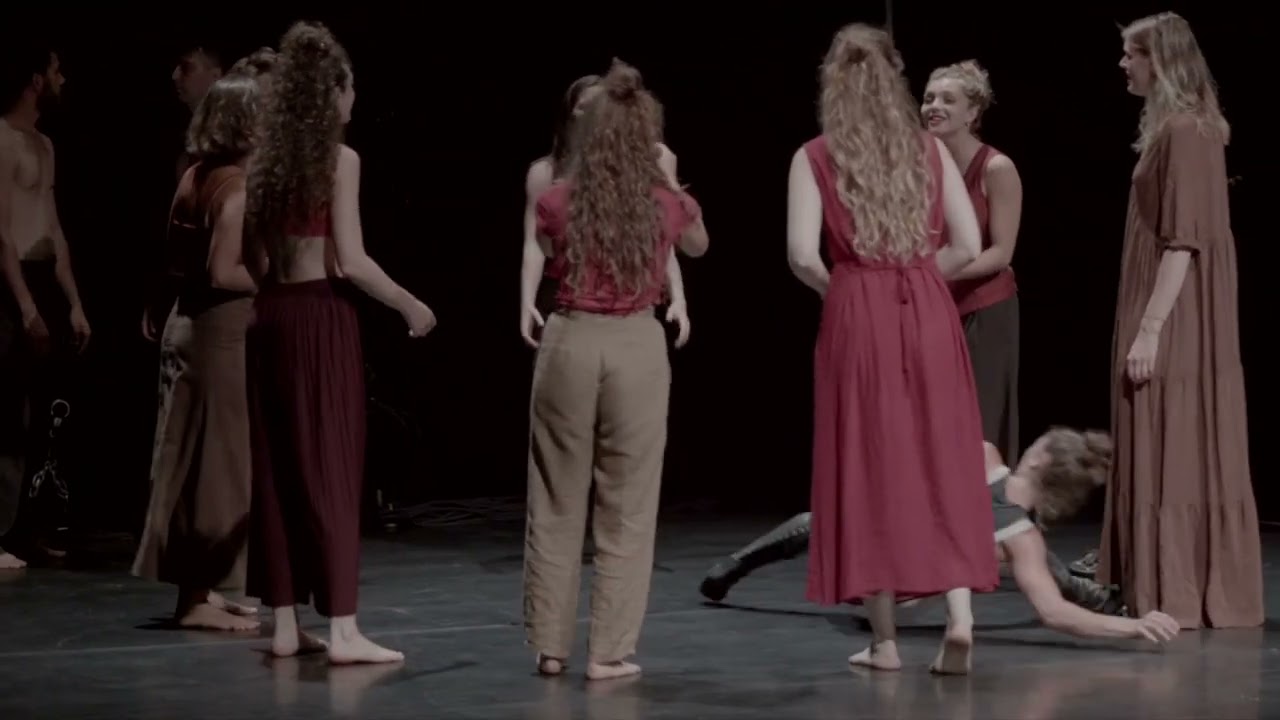 Federica Pini Sandrelli - LIAISON - con ALOT Teatro - trapezio ballant e voci