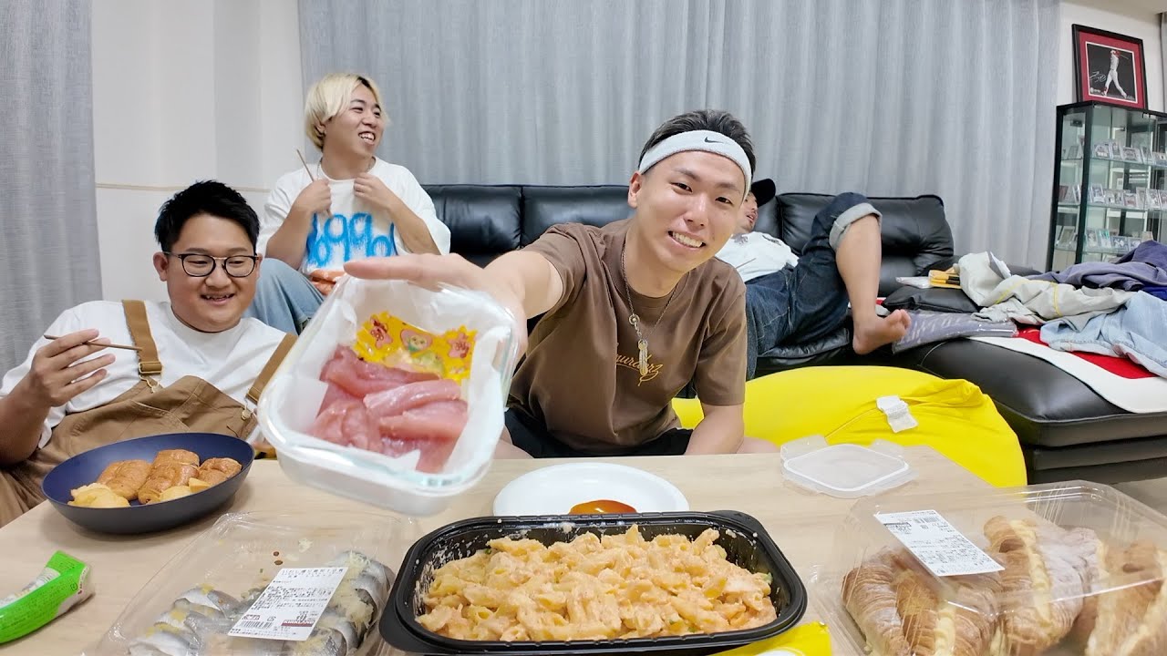 【だいぶ前の動画】コストコで買った物爆食いしていくう！！！