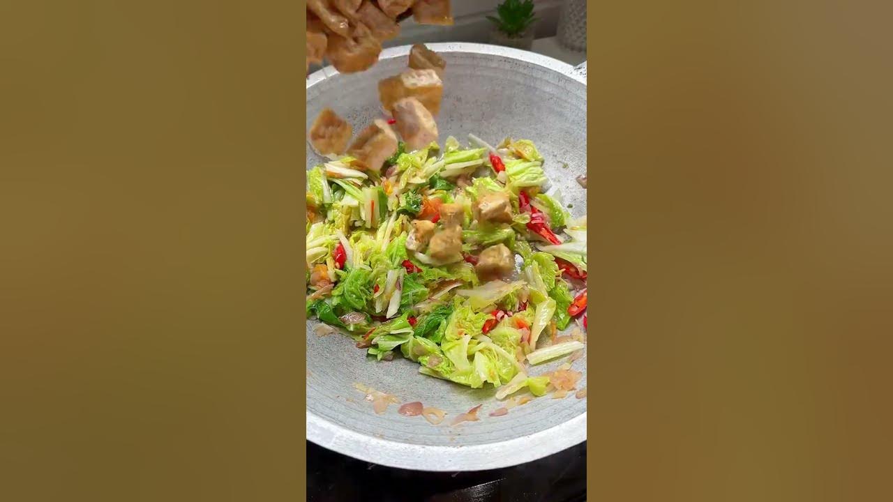 Menu simpel oseng sawi putih dan tahu #tkwhongkong #cooking #yummyfood #food #masakanrumahan Menu simpel oseng sawi putih dan tahu #tkwhongkong #cooking #yummyfood #food #masakanrumahan
