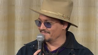 ジョニー・デップ、魅力的なキャラの秘訣は「直感」　映画「チャーリー・モルデカイ」会見3
