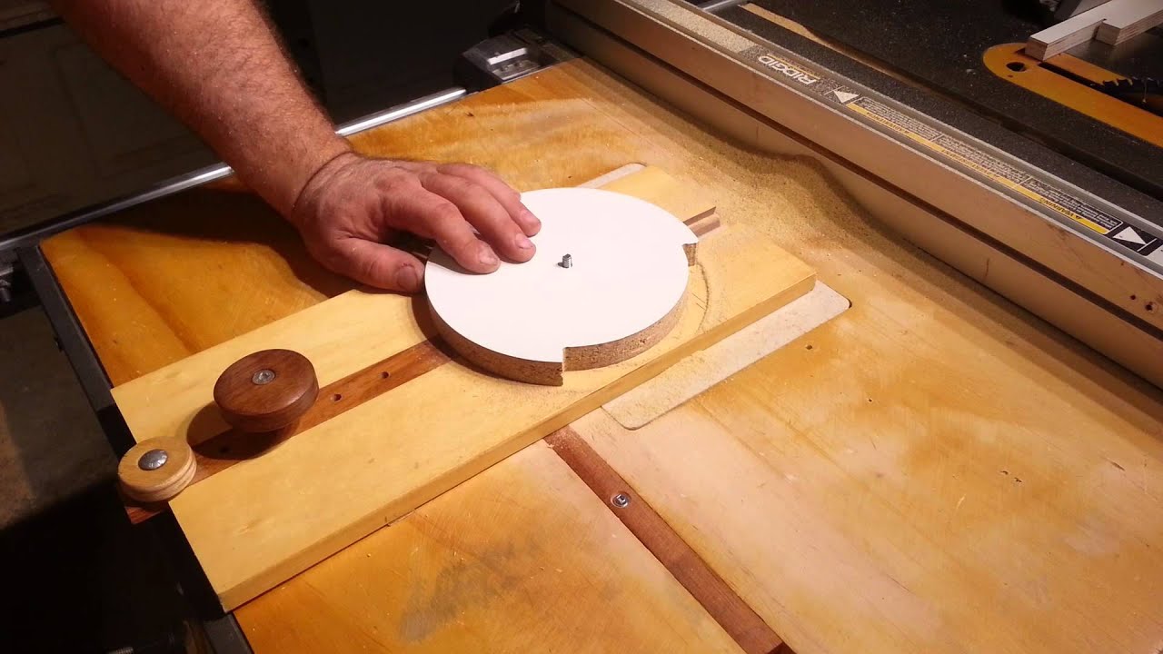 Woodworking-"Cutting Perfect Circles" Action Video - YouTube