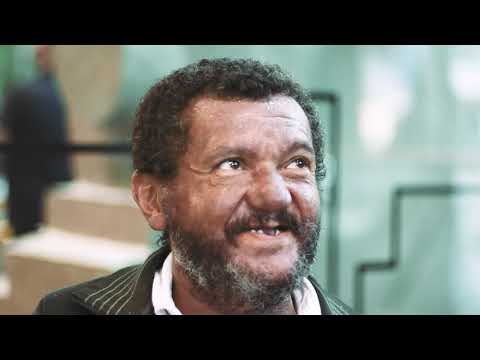 A Marcenaria administrada por moradores de rua
