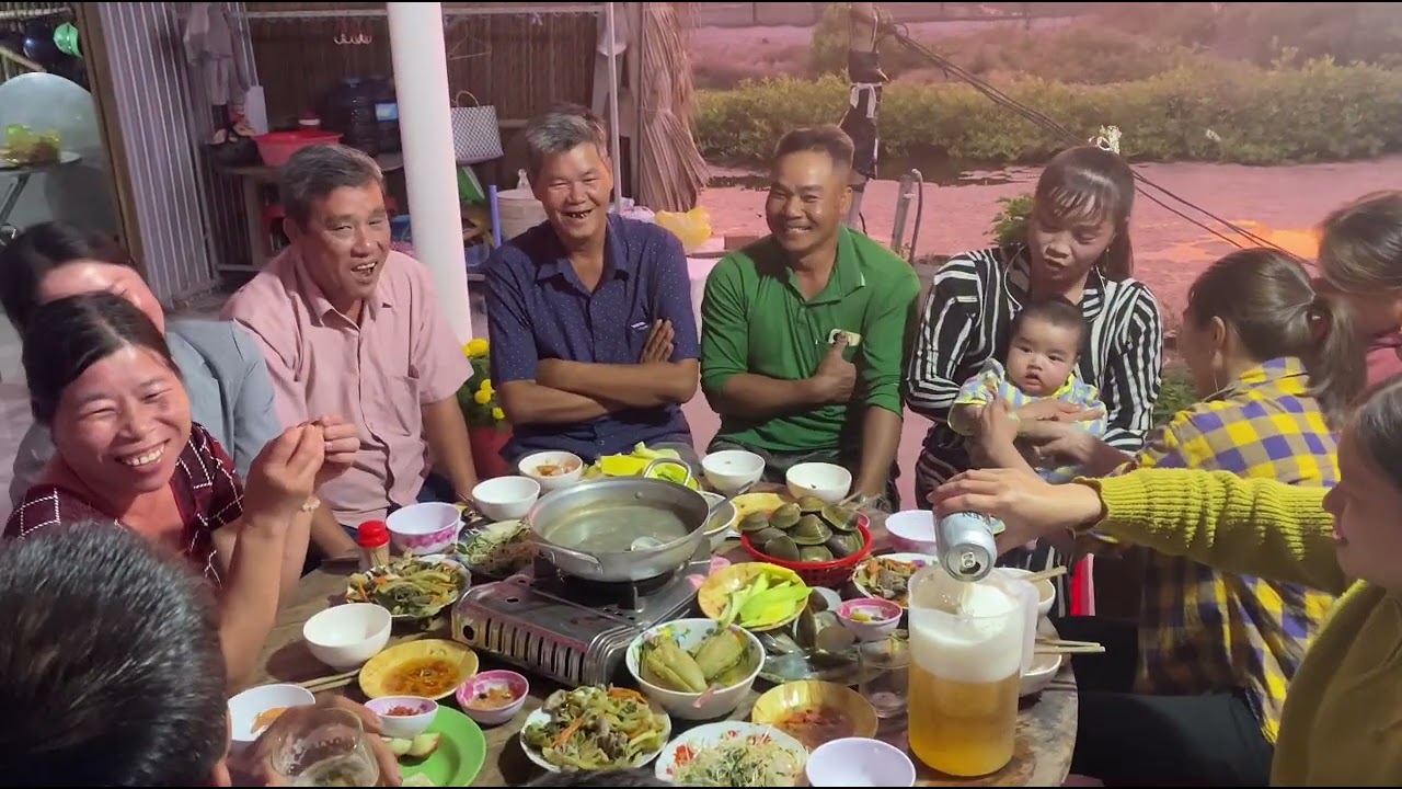 Bé Cải Tết Về Ngoại Chơi 26 Tết T11