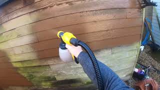Cuprinol Ducksback test on my shed with the Wagner fence sprayer