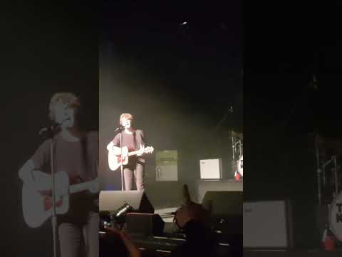 The Kooks - Seaside live at Olympia Theatre, Dublin (Jan 20, 2018)