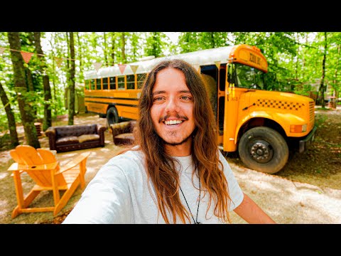 Video: Quanto costa uno scuolabus corto?