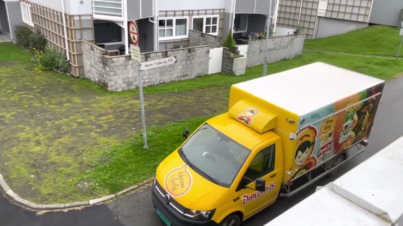 Diplomis er ikke så nøye på trafikkreglene, som vanlig…