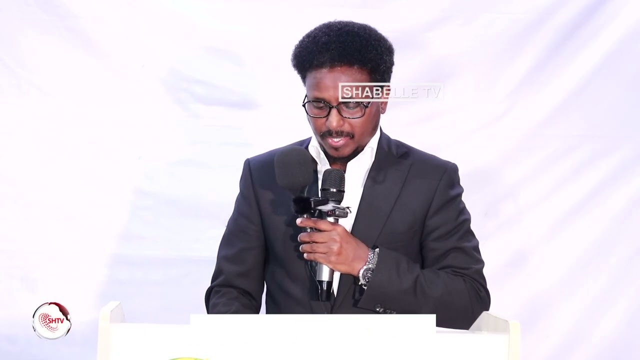 Xoghayaha Madasha Samatabixinta Dr Maxamed Aadan Koofi oo Dhalinyaradda Muqdisho...............