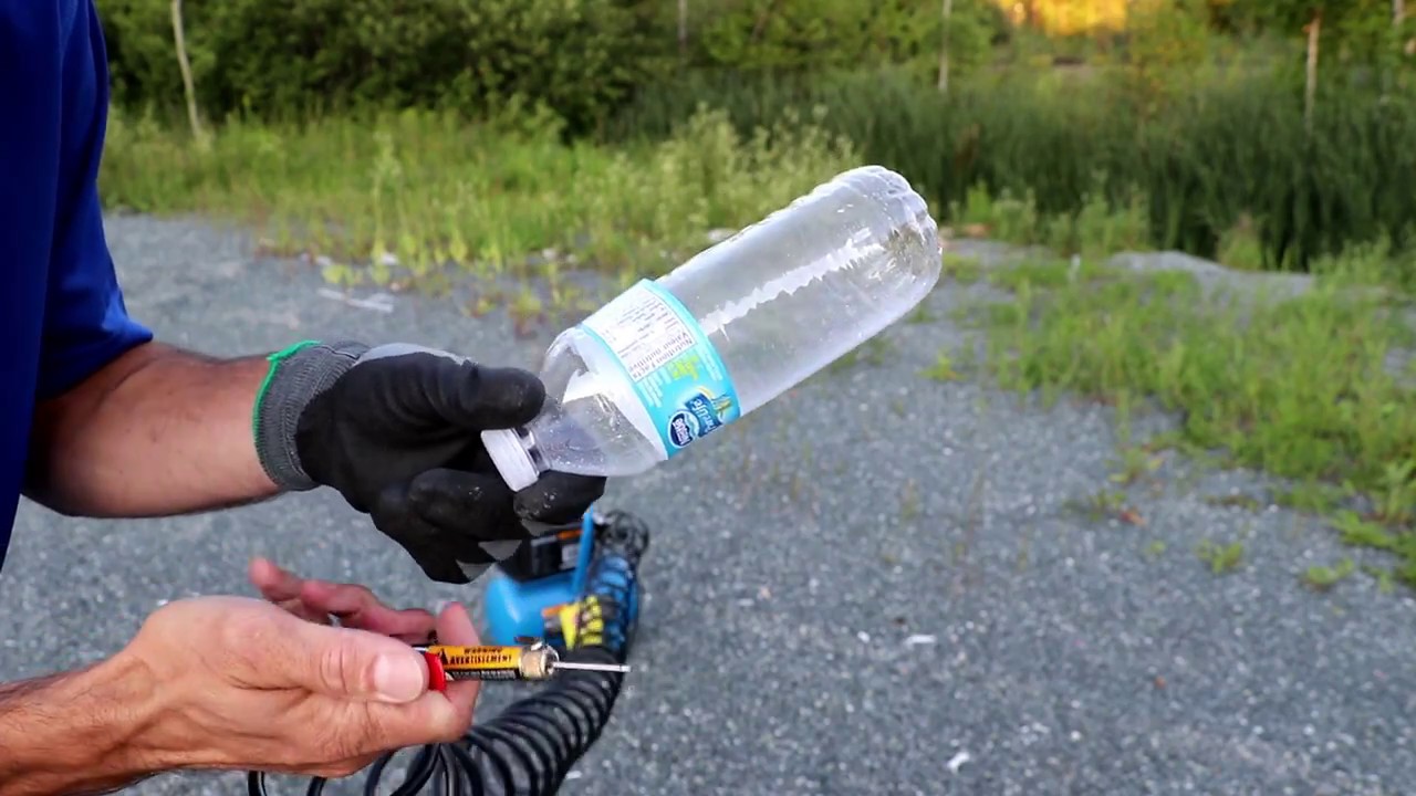 Wow Éxpérience Avec Un Compresseur Et Une Bouteille De Plastique You Bouteille De Plastique