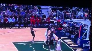 [ORIGINAL VIDEO] -AMAZING DUNK-Jeremy Evans DUNKS on Gerald Wallace [HD] MUST