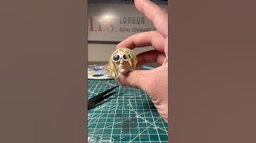 Making Kurt Cobains Sunglasses #nirvana #animation #art #stopmotion #sculpting #miniature #hobby