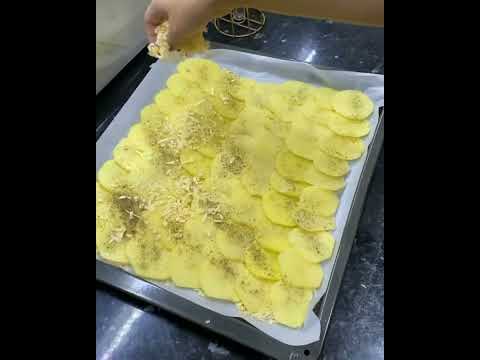 رول سیب زمینی و گوشت