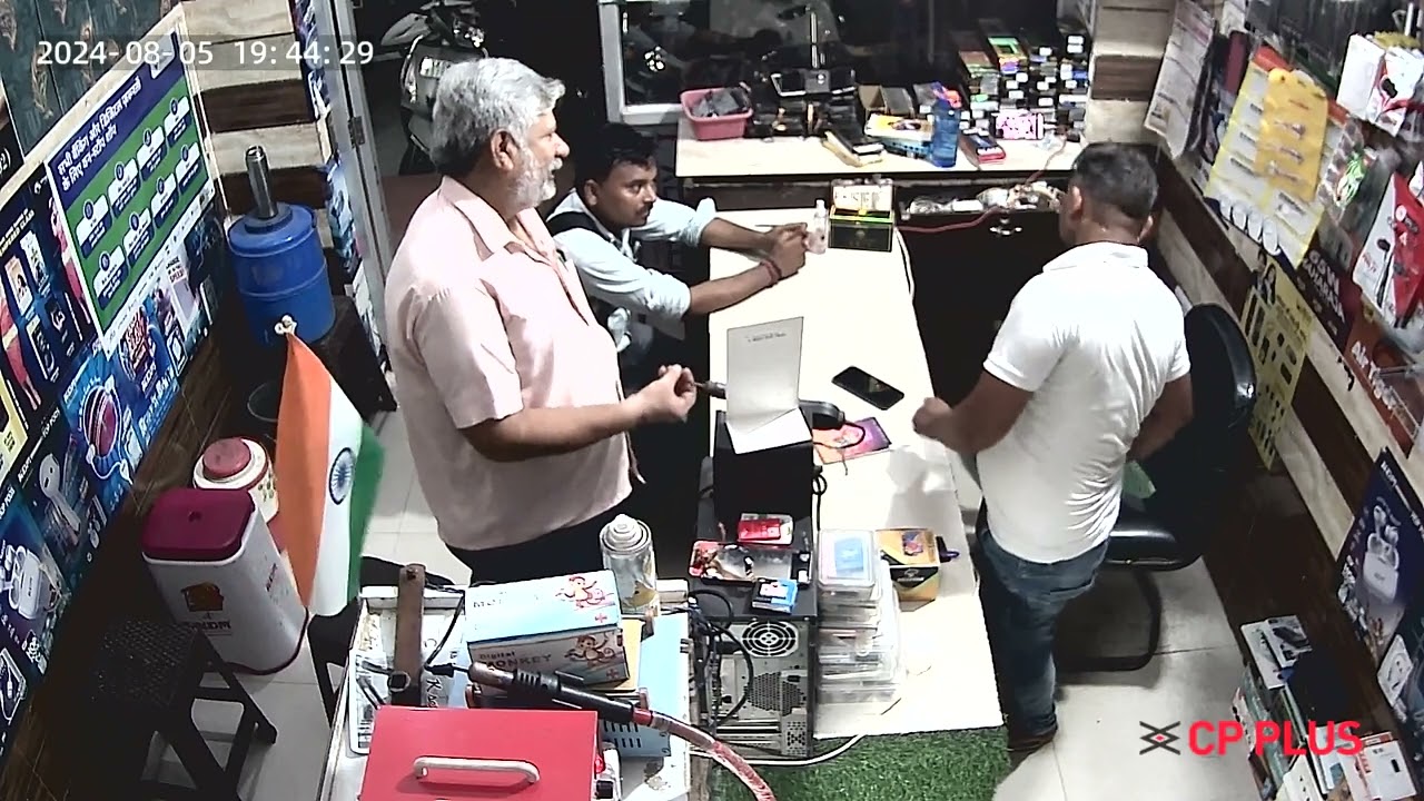  Camera me रिकार्ड ho gai ye harkat