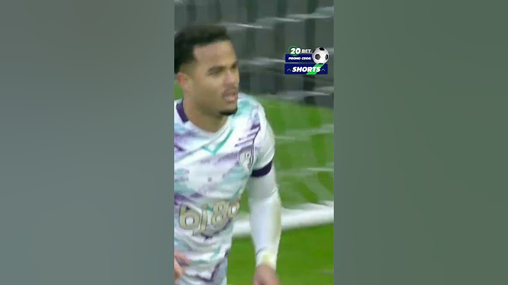 Bournemouth's Kluivert scores a crucial penalty!