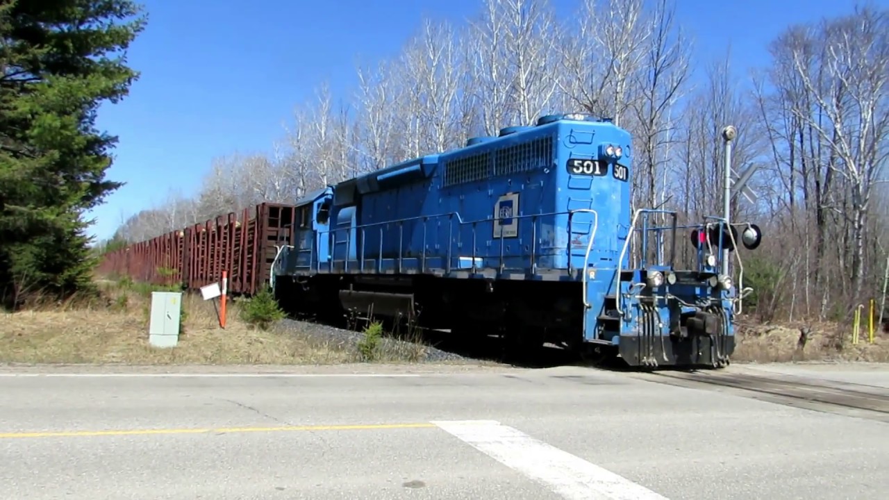 (MIRRORED IN HD) CHASING E&LS LOCOMOTIVE 501 INTO WISCONSIN (LIVE) | Jason Asselin