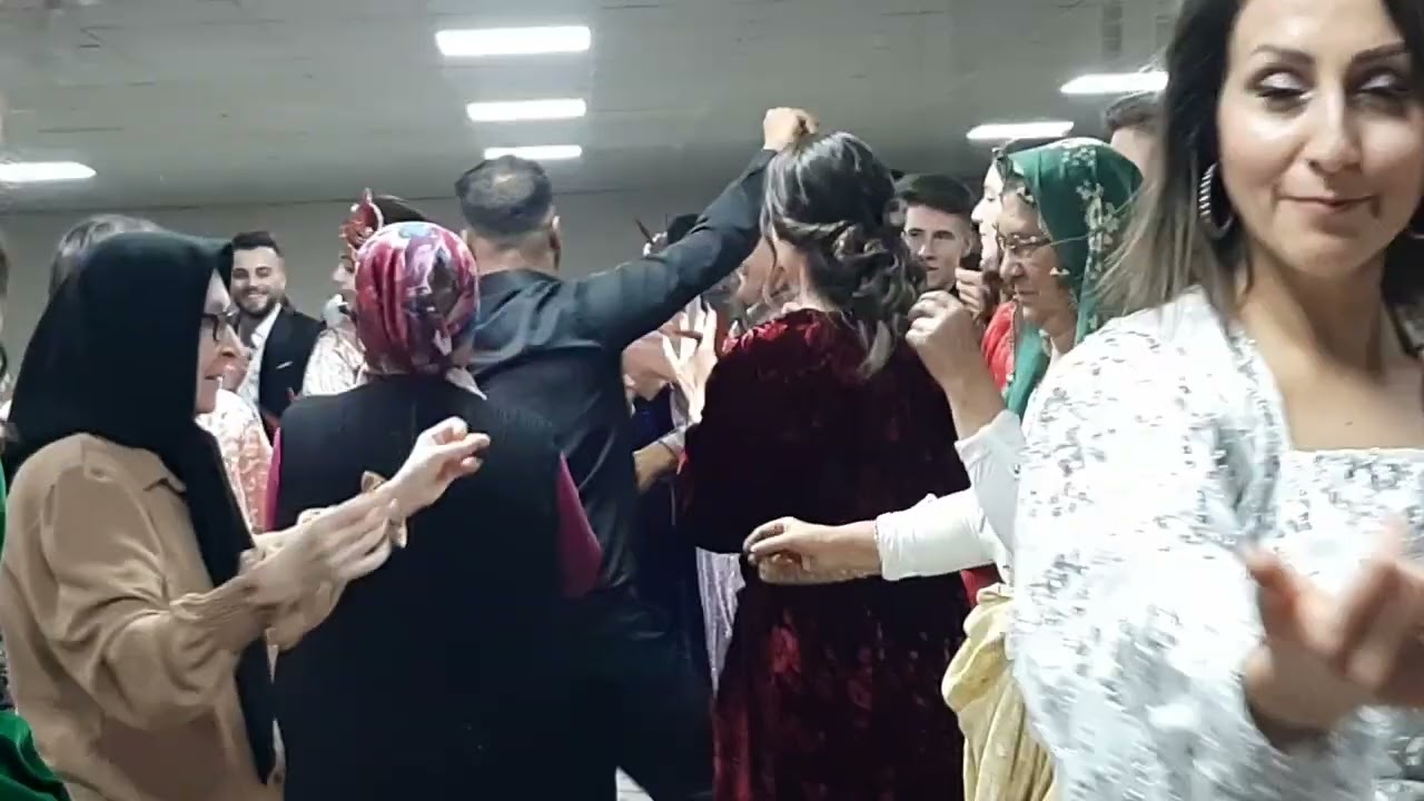 Bugün benim kına gecem POTBORİ) AKŞEHİR Atakent mah Şadiyenur Arı & KONYALI Ömer çubukdiken çiftinin