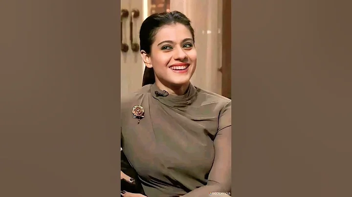 BOLLYWOOD OF QUEEN👑#KAJOL🥰#kajol hit song🎵#kajol new status#shortvideo #youtubeshorts #alkayagnik