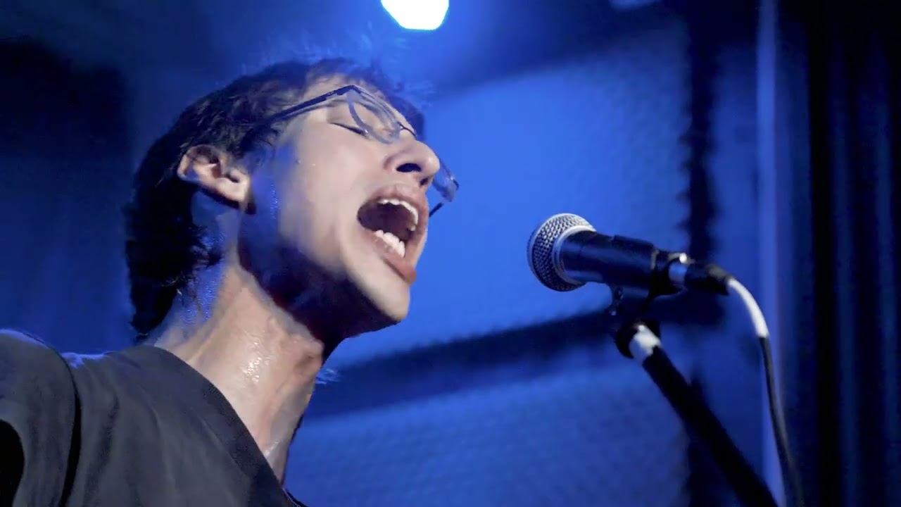 Maze 'La Distancia Es Fundamental' Vivo en Moscú Espacio Cultural 2023.03.03