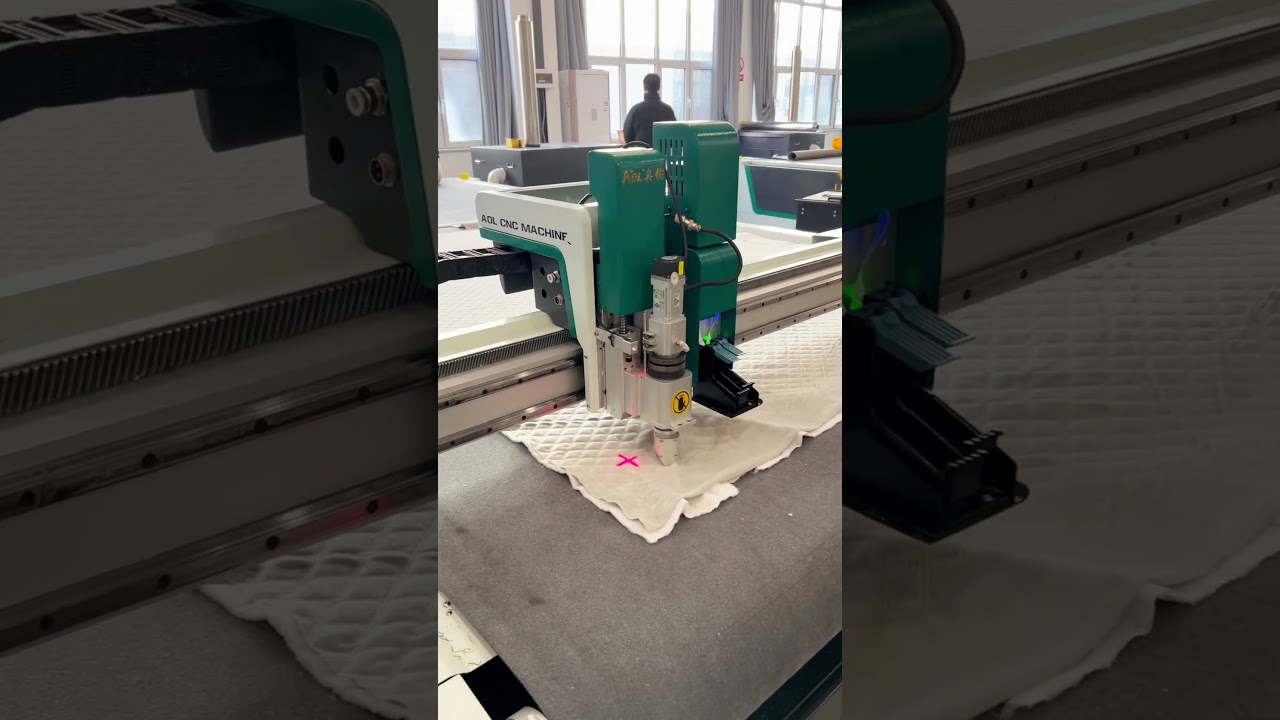 Home Textile Fabric Cutting machine 