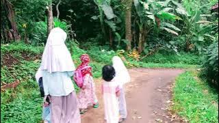 Suasana sore hari di Desa Karang anyar Bandung barat