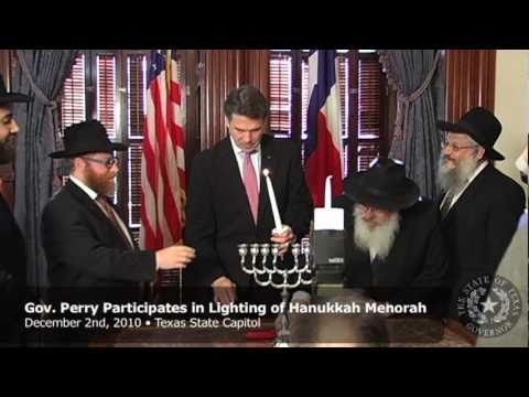 Gov. Perry Participates in Lighting of Hanukkah Me...