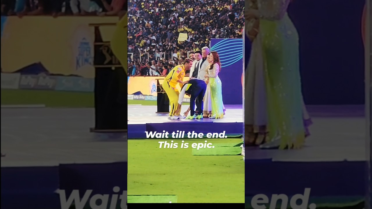 Watch Arijit Singh touch Dhoni's feet | FULL VIDEO | #dhoni #arijitsingh #ipl #msdhoni #ipl2023 on YouTube Watch Arijit Singh touch Dhoni's feet | FULL VIDEO | #dhoni #arijitsingh #ipl #msdhoni #ipl2023 on YouTube