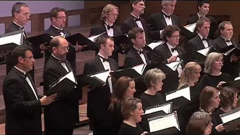 Eric Whitacre conducts "Leonardo Dreams of His Fly...