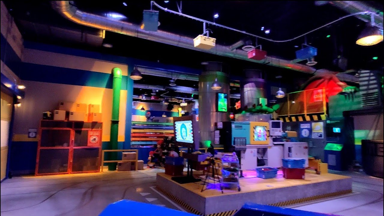 Factory Adventure ride-through LEGOLAND NY - YouTube