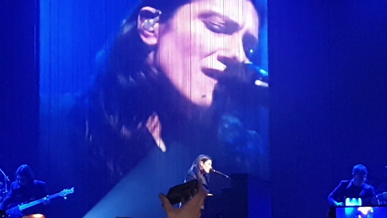 Elisa "Tua per Sempre", Diari Aperti Live, Bari - YouTube