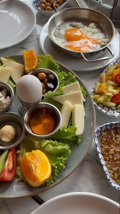 فطور تركي صباحي لتحسين المزاج 😍 #food #explore #travel #foodie #foryou #trending ##shorts #short