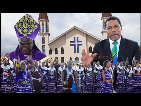 Moita Kwaya Waimba Mbele Ya Askofu Mkuu KKKT Tz Na Waziri Wa Fedha Na Mipango Na Kuwaacha Wakifurahi