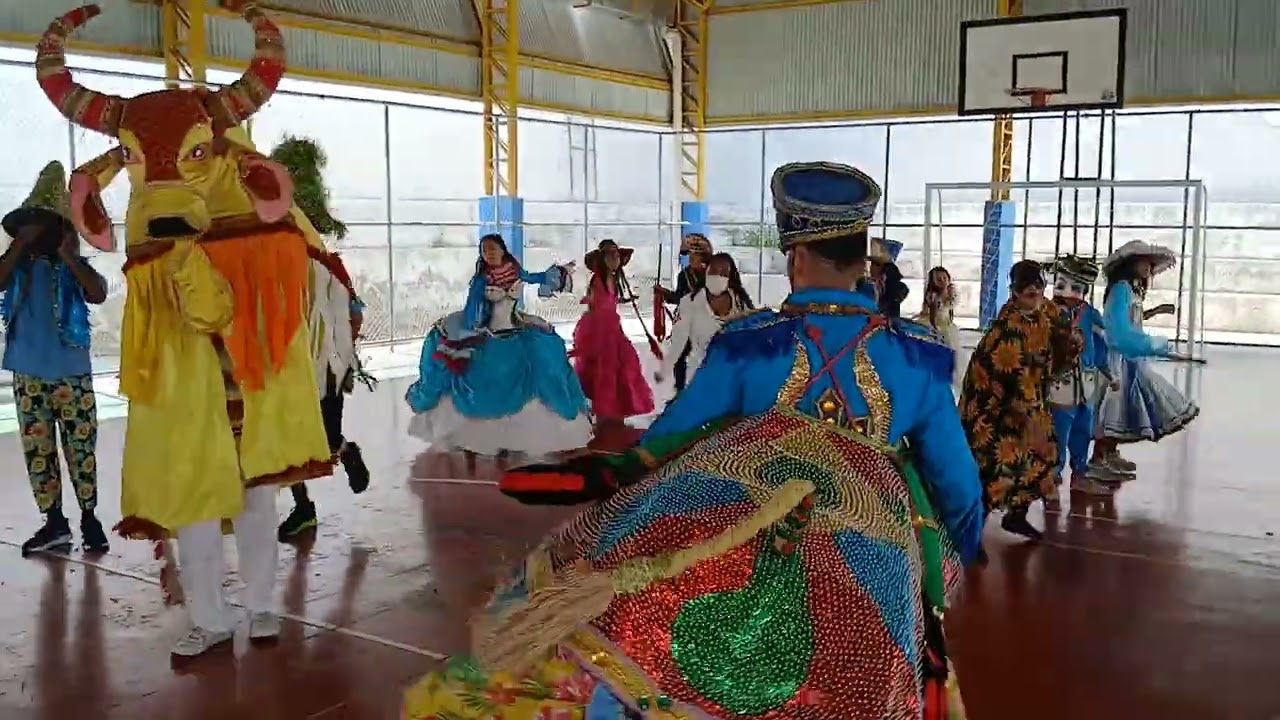 BOI ESTRELA SOLAR NA  ESCOLA AMARO LAFAYETTE EM SERTANIA DIA 10/02/2026 