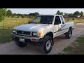 1993 Toyota Pickup Hilux 4WD Deluxe