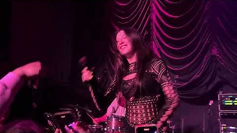 Leah Kate - "Get In Loser" - Live in Portland