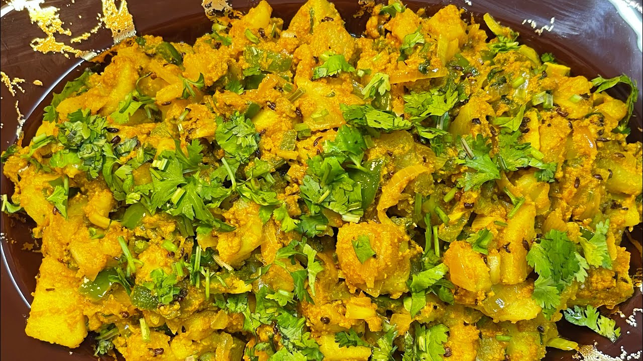 Aloo shimla mirch ki sabzi | Nepali Aloo bhujiya - YouTube