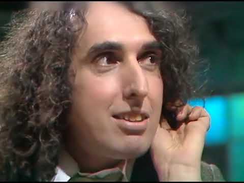 Tiny Tim on Russell Harty (September 21, 1973)