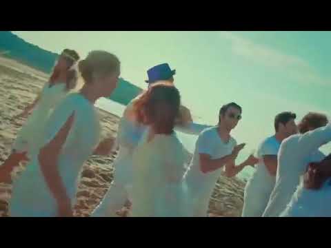 رقص جميع الممثلين الاتراك علةطى اغنية الله الله يا بابا