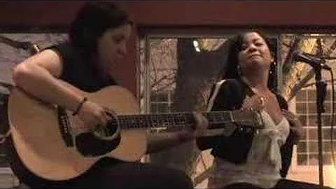 Lara Price and Laura Chavez - Unplugged 2