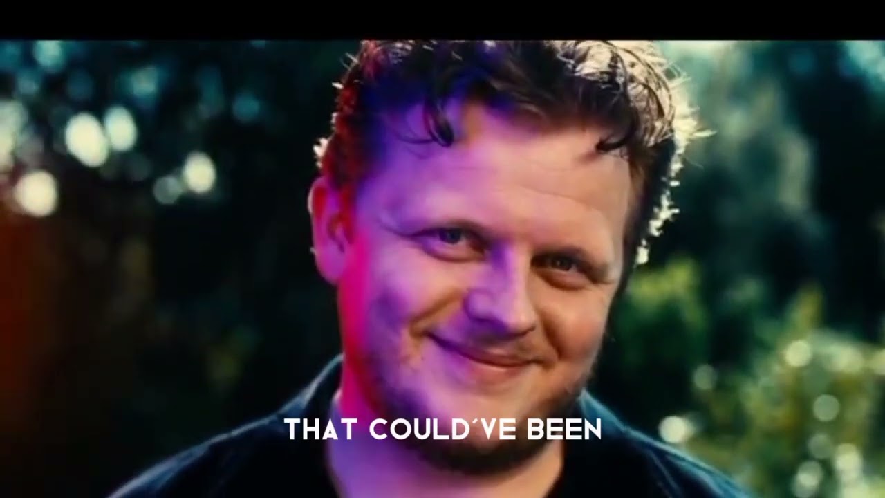 We Should’ve Stayed Friends – Lewis Capaldi ft. Miley Cyrus (2025 music video)