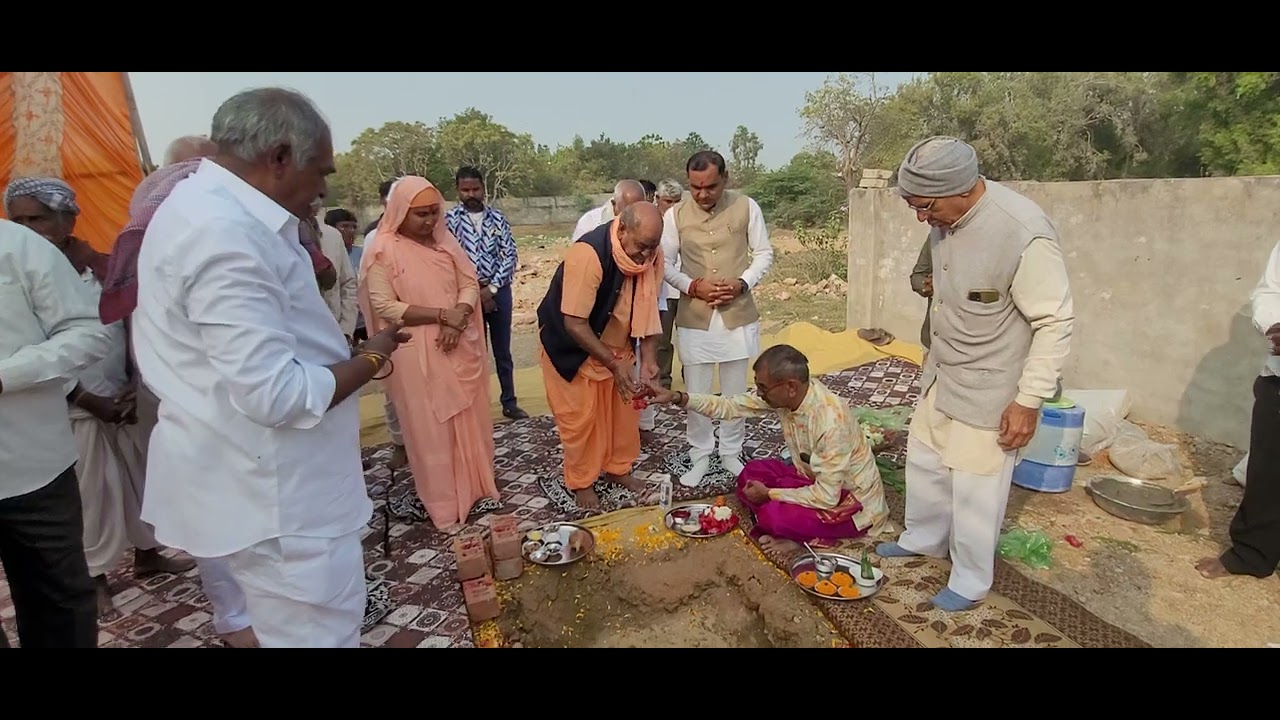 રામદેવપીર મંદિર નવિન મુહૂર્ત સંત શ્રી દોલતરામબાપુ ના હસ્તે ગામ શંખલપુર બહુચરાજી તારીખ 6/2/2026/