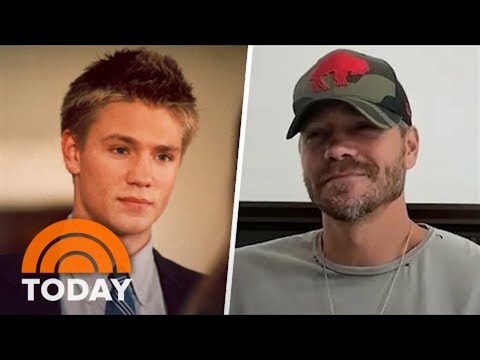 Video: Chad Michael Murray Nettowaarde: Wiki, Getroud, Familie, Trou, Salaris, Broers en susters