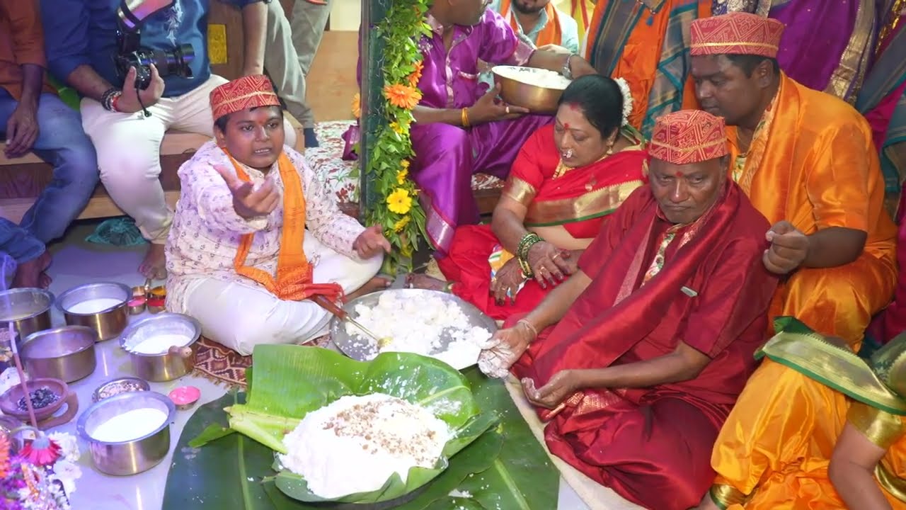 दत्तात्रेय आणि आनंदा बाबुला येवले यांच्याकडील कानुबाई मातेचा थाट #marathi #chalisgaon 