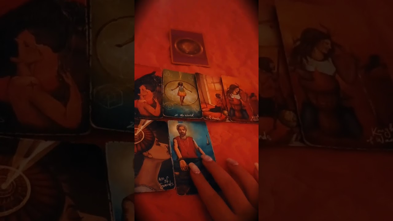 Pick a card ❤ Τι σκέφτεται για εσάς - Οι επόμενες κινήσεις του 🌹