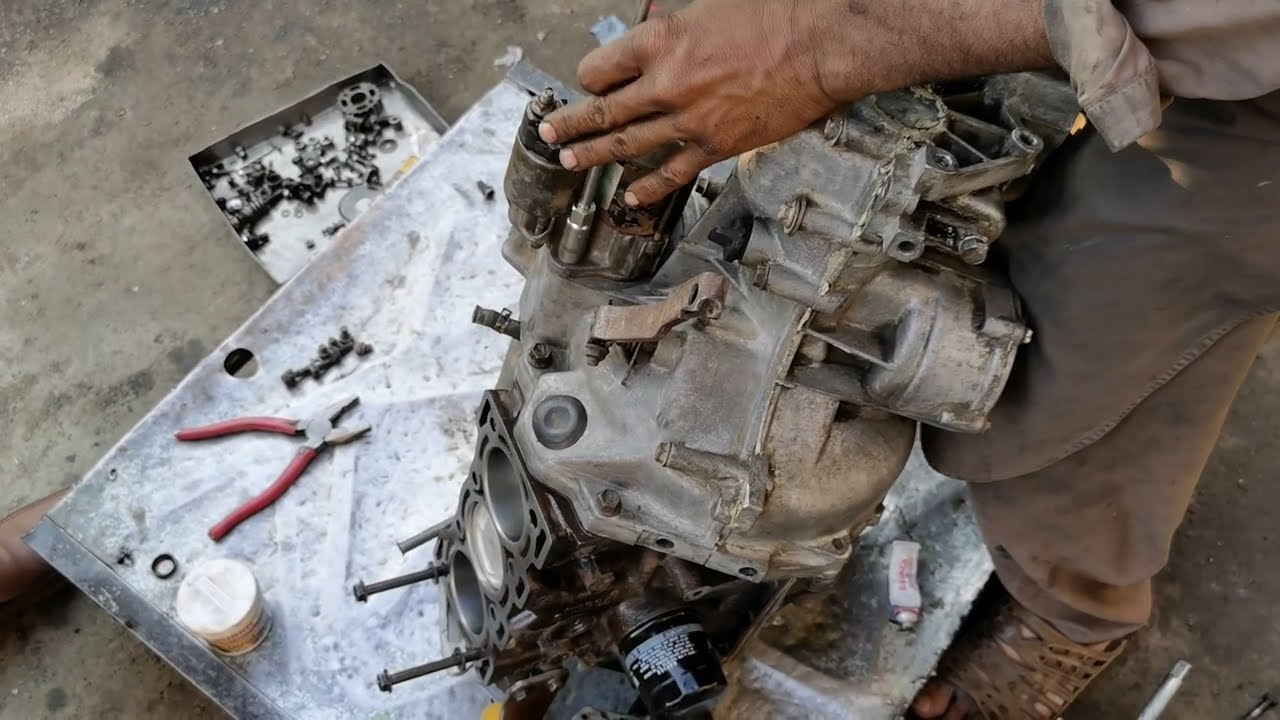 how to rebuild Suzuki Mehran engine YouTube