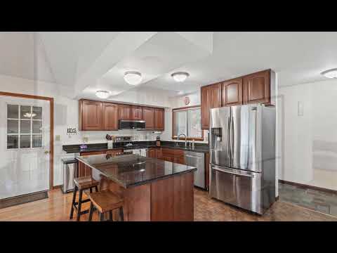 707 E Burkwood Dr, Urbana, IL home video tour