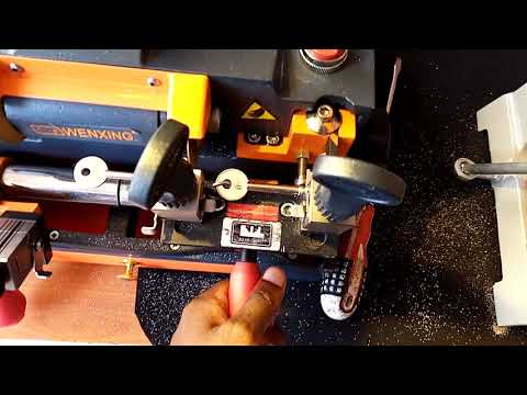 Small Key Cutting Machine Price In Kenya
